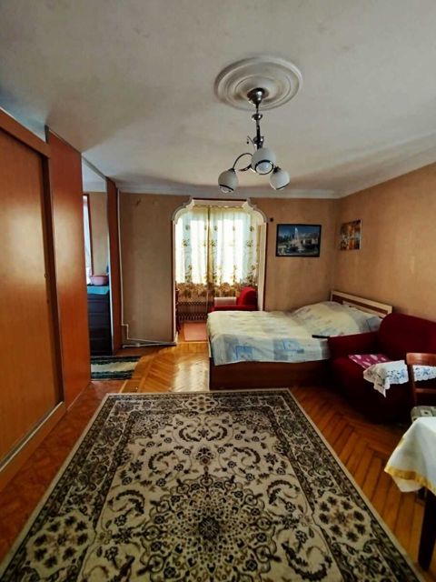 Satılır 1 otaqlı köhnə tikili 30 m² — Bakı
