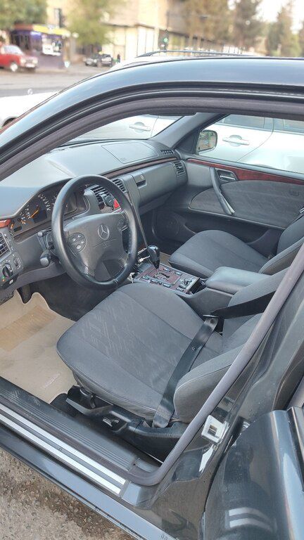 Mercedes E 270, 2.7 L, 2001 il, 514 387 km 99-GJ-027 — Avtomobillər, Bakı (4)