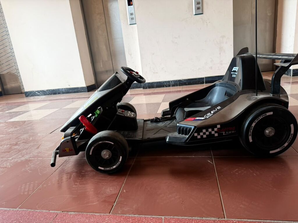 Uşaq elektrik go-kartı – “F1 Sport Speed 2030” dizaynı - Real yarış — Uşaq avtomobilləri, Bakı (5)