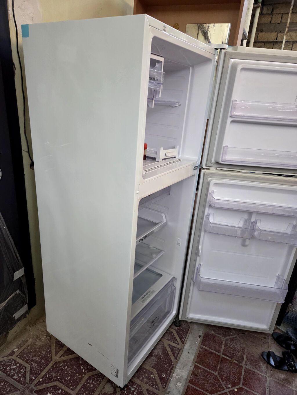 İşlənmiş 2 qapılı Samsung Soyuducu Satılır, rəng - Ağ — Soyuducular, Bakı (4)
