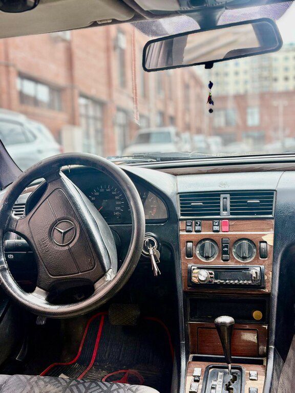 Mercedes C 220, 2.2 L, 1993 il, 245 330 km — Avtomobillər, Gəncə (2)