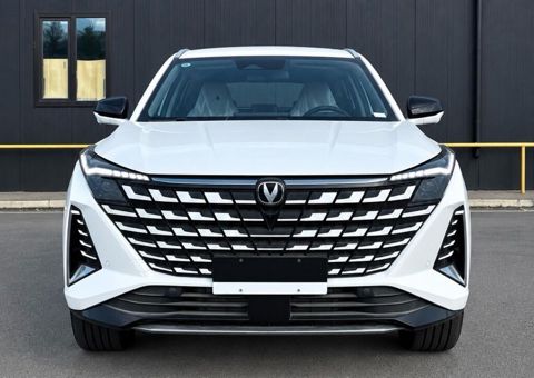 Changan Uni-Z, 1.5 L, 18.4 kWh, 2025 il, yeni — Bakı