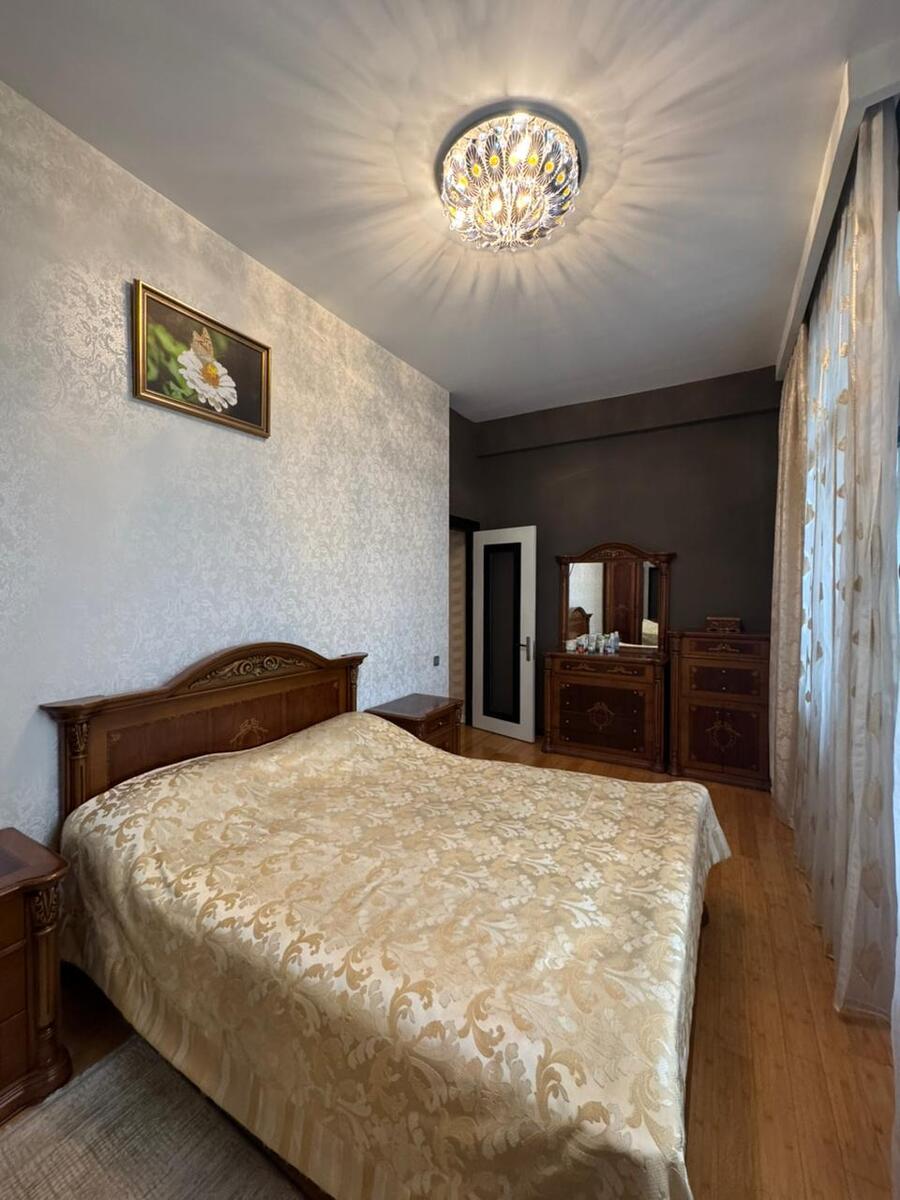 Satılır 4 otaqlı yeni tikili 150 m² — Mənzil, Bakı (11)
