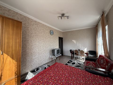 Satılır 1 otaqlı köhnə tikili 40 m² — Bakı