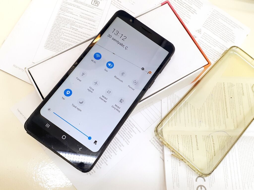 Samsung Galaxy A01 Core, 16 GB, rəng - Bej, Zəmanət, Düyməli, Sensor — Samsung, Gəncə (3)