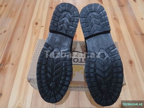 Ayaqqabı təzə — Bakı