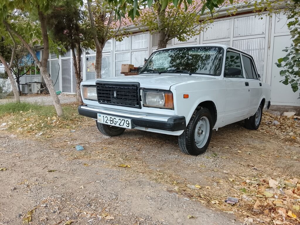 VAZ (Lada) 2107: 0.7 l 1982 il 856328 km Sedan 12-BG-279 — Avtomobillər, Şirvan (8)