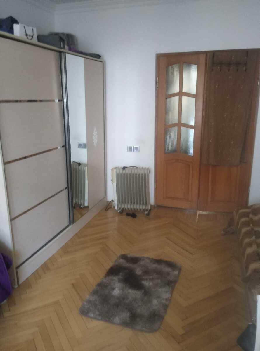 İcarəyə verilir 3 otaqlı köhnə tikili 80 m² — Mənzil, Bakı