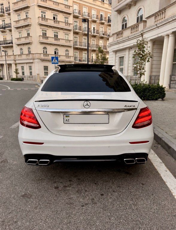 Mercedes E 300, 2.0 L, 2017 il, 174 000 km — Avtomobillər, Bakı (5)