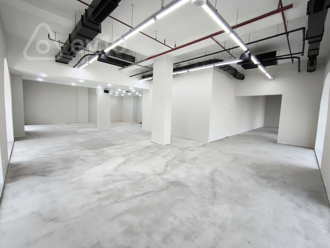 Obyekt, 172 m², Xəqani Rüstəmov küçəsi — kirayə — Əmlak, Bakı (8)