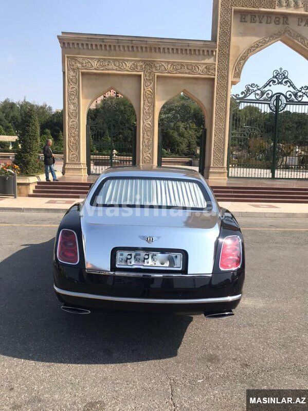Bentleyy Bentleyy mulsane, 2016 il — Minik avtomobili icarəsi, Bakı (2)
