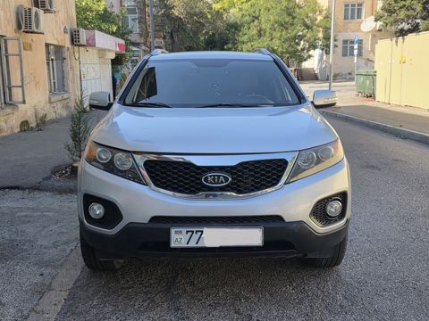 Kia Sorento, 2.2 L, 2009 il, 292 000 km — Bakı