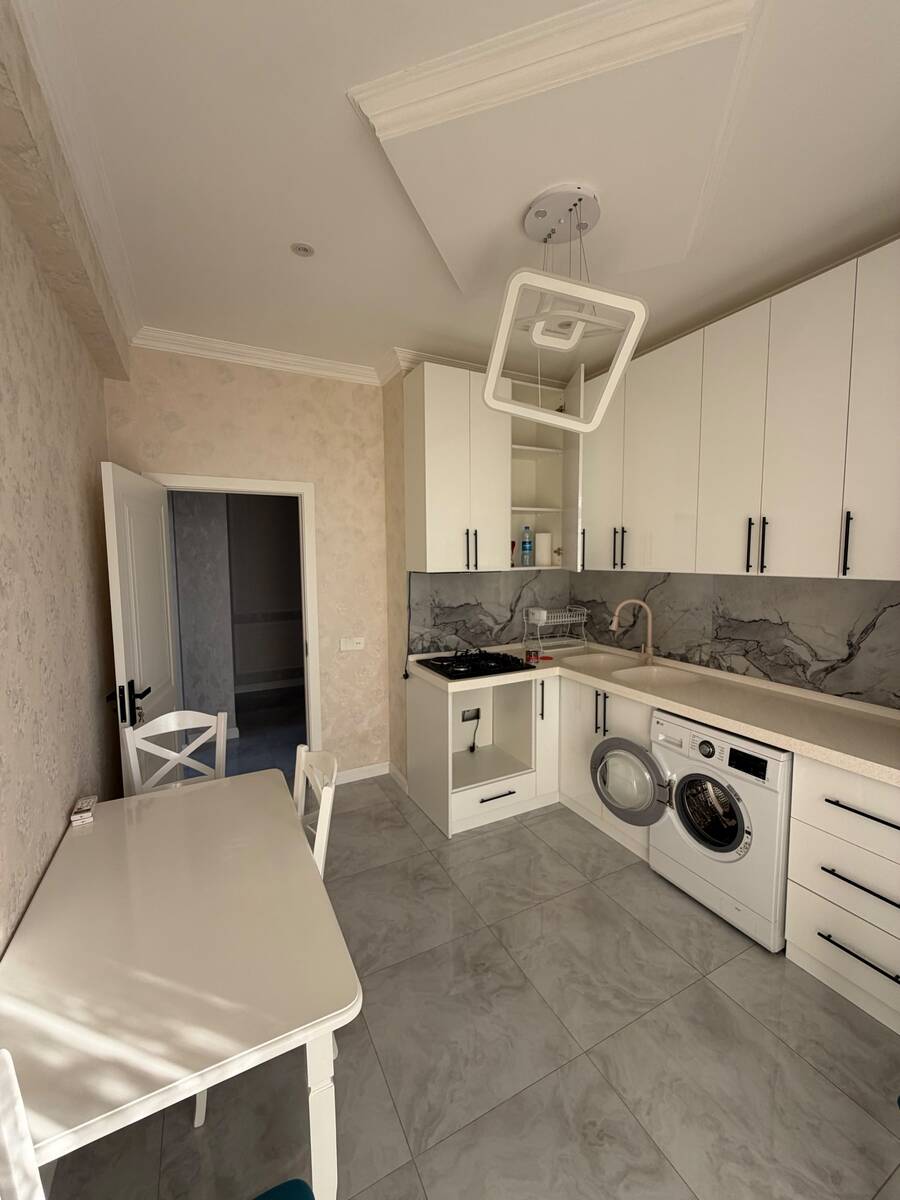 İcarəyə verilir 3 otaqlı yeni tikili 120 m² — Mənzil, Bakı (11)