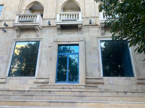 İcarəyə verilir 5 otaqlı ofis 200 m² — Bakı