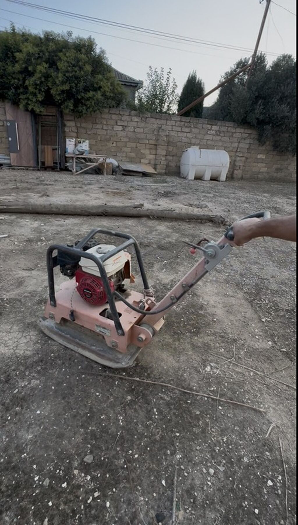 Benzinli vibrasiya lövhəsi (kompaktator) 3 ton vurur — Digər elektrik aləti, Digah