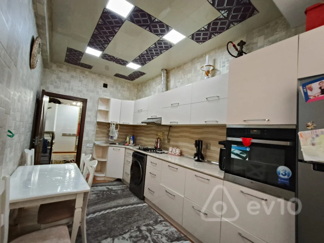 3 otaqlı mənzil, 81 m², Məzahir Rüstəmov k — Mənzil, Bakı (9)