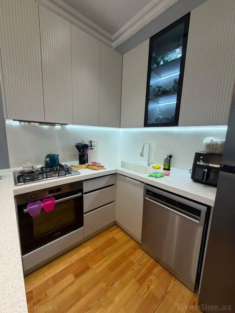 Satılır 3 otaqlı Mənzil Yeni tikili 105 m² Bakı, Nizami r — Mənzil, Bakı (8)