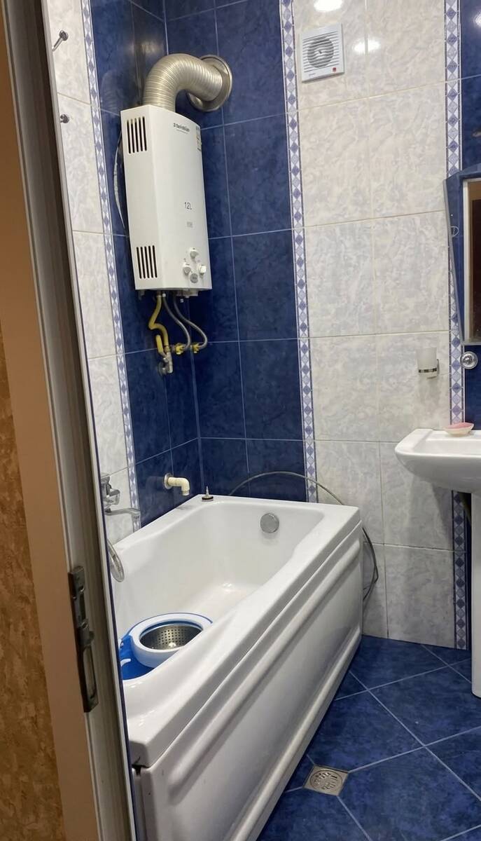 İcarəyə verilir 2 otaqlı köhnə tikili 55 m² — Mənzil, Bakı (8)