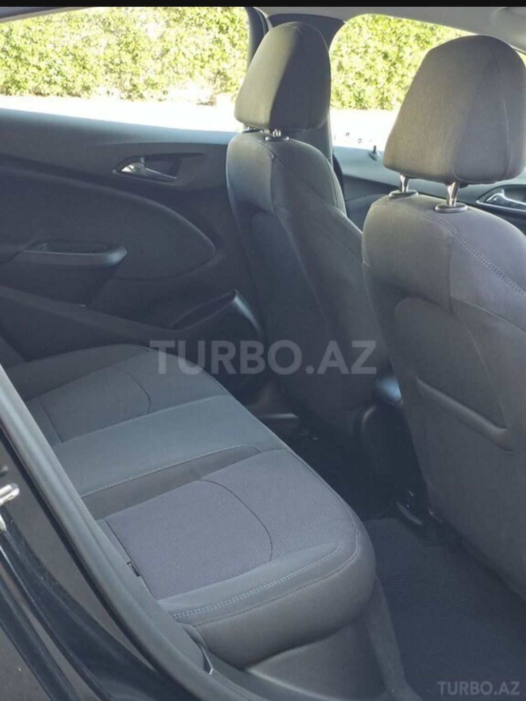 Chevrolet sedan – geniş və komfortlu salon - Sürət qutusu: avtomat — Avtomobillər, Digah (2)