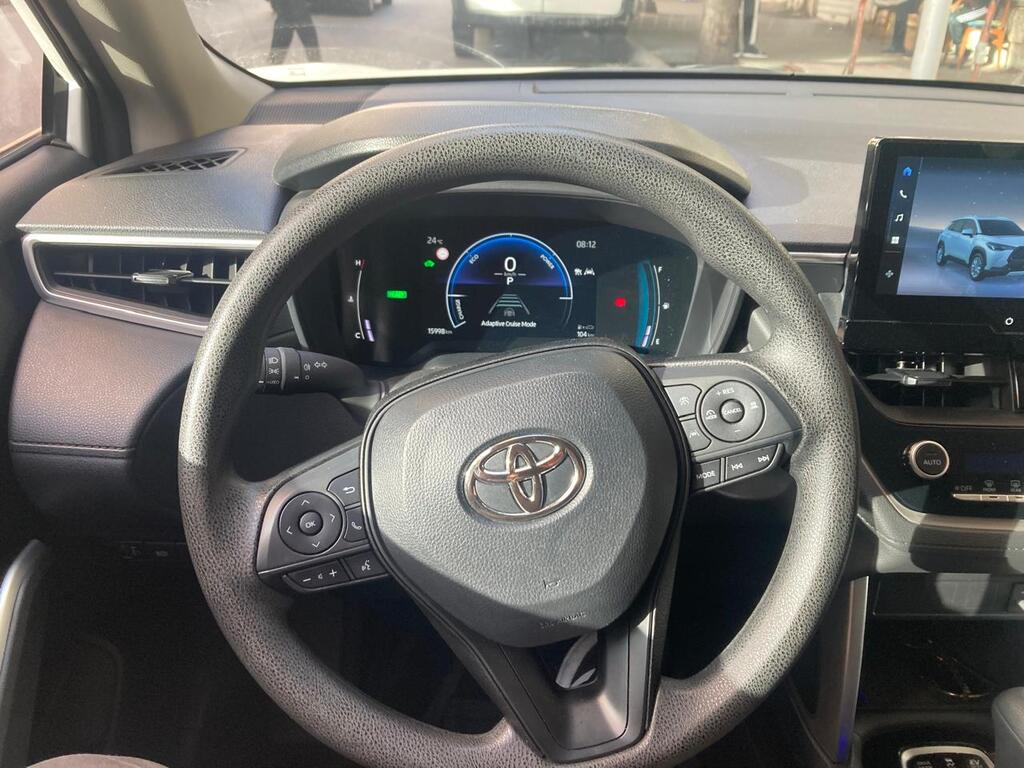 Toyota Corolla Cross, 2.0 L, 2024 il, 16 000 km — Avtomobillər, Bakı (6)