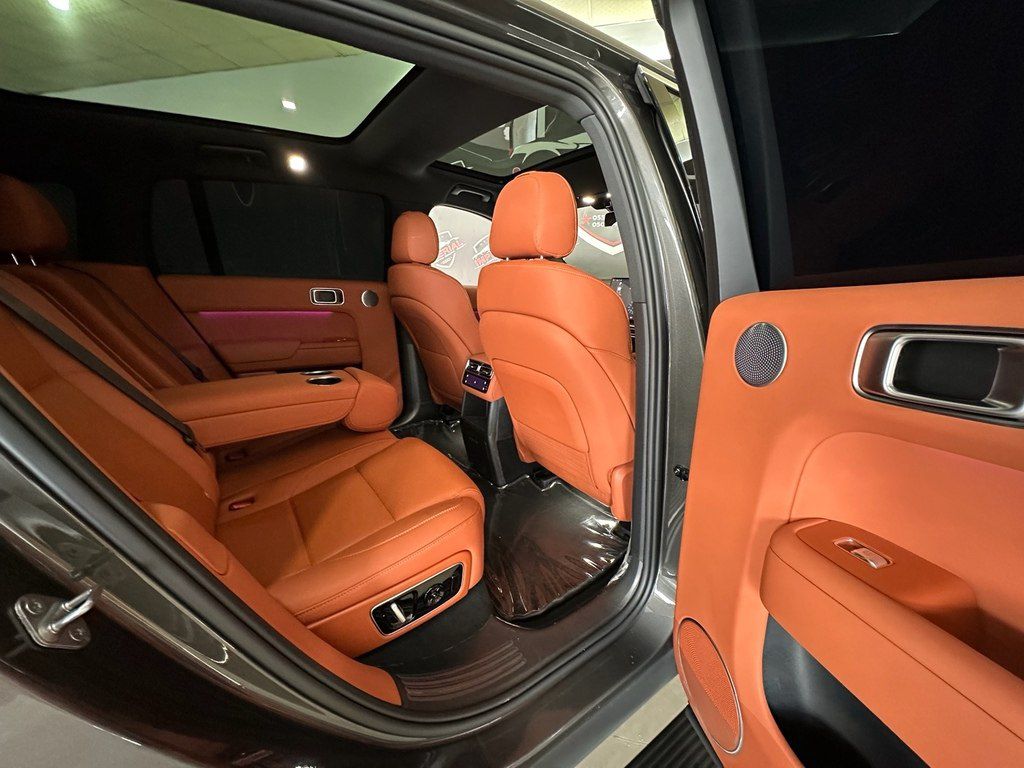 Li Auto L7, 1.5 L, 52.3 kWh, 2025 il, 4 000 km — Avtomobillər, Bakı (9)