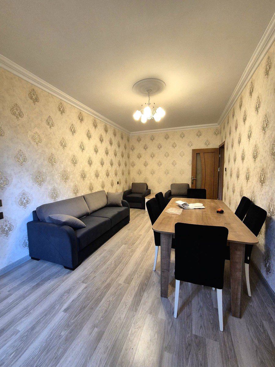 İcarəyə verilir 2 otaqlı köhnə tikili 70 m² — Mənzil, Bakı (7)