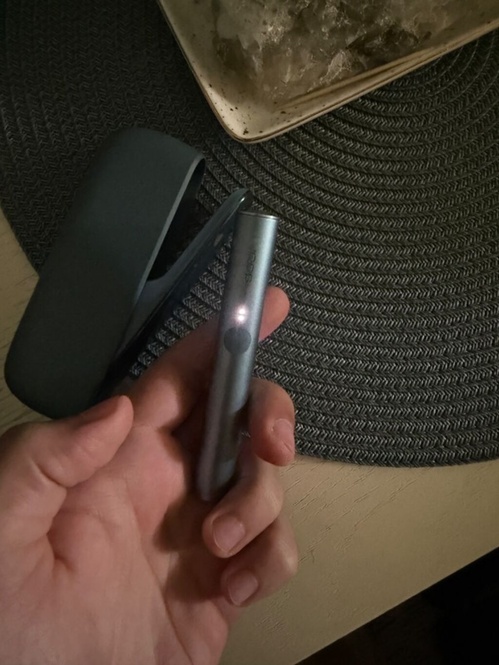 Iqos elektron tütün isitmə cihazı və daşıma/şarj qutusu - Rəng: tünd — Elektronik siqaretlər, Bakı (4)
