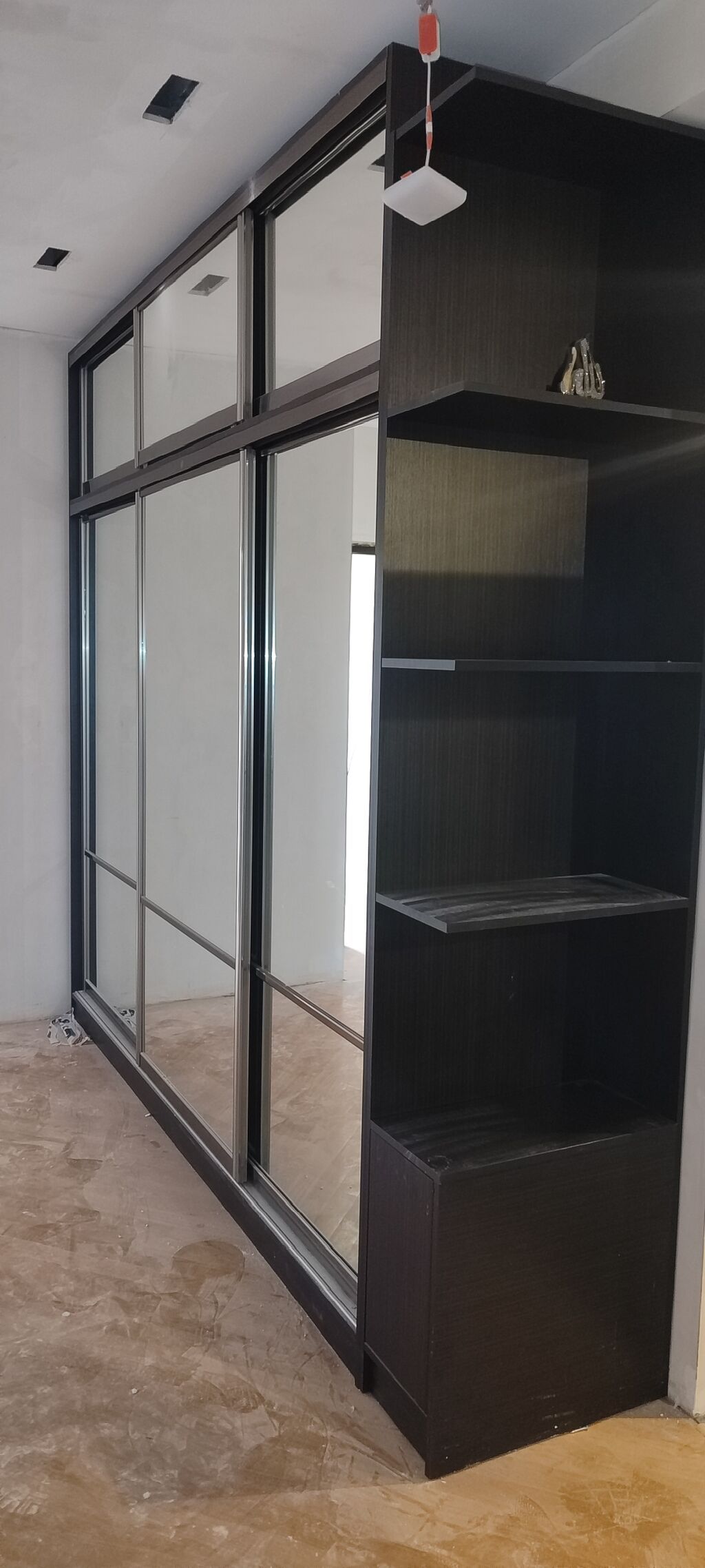 İşlənmiş, 6 qapı, Güzgülü, Kupe, Düz dolab — Şkaflar, Bakı