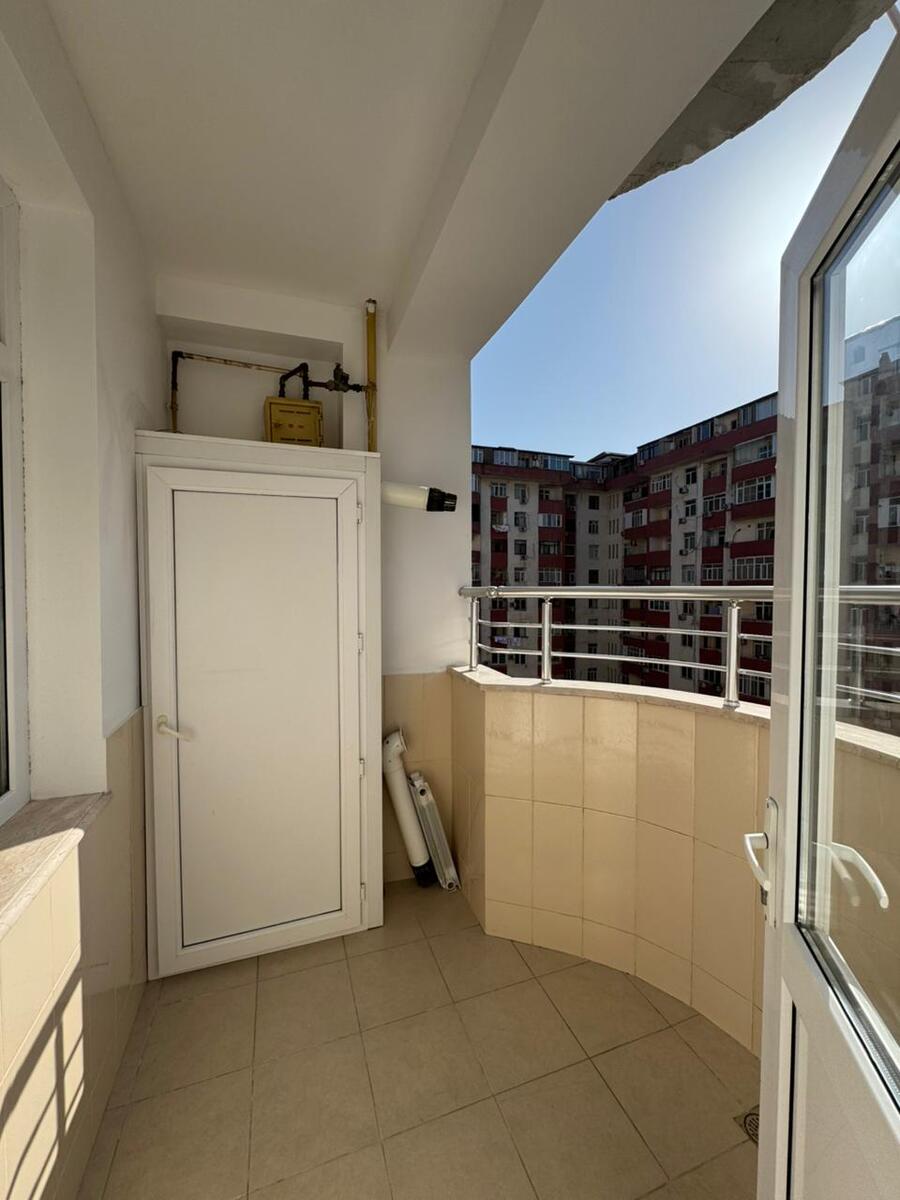 Satılır 3 otaqlı köhnə tikili 112 m² — Mənzil, Bakı (8)