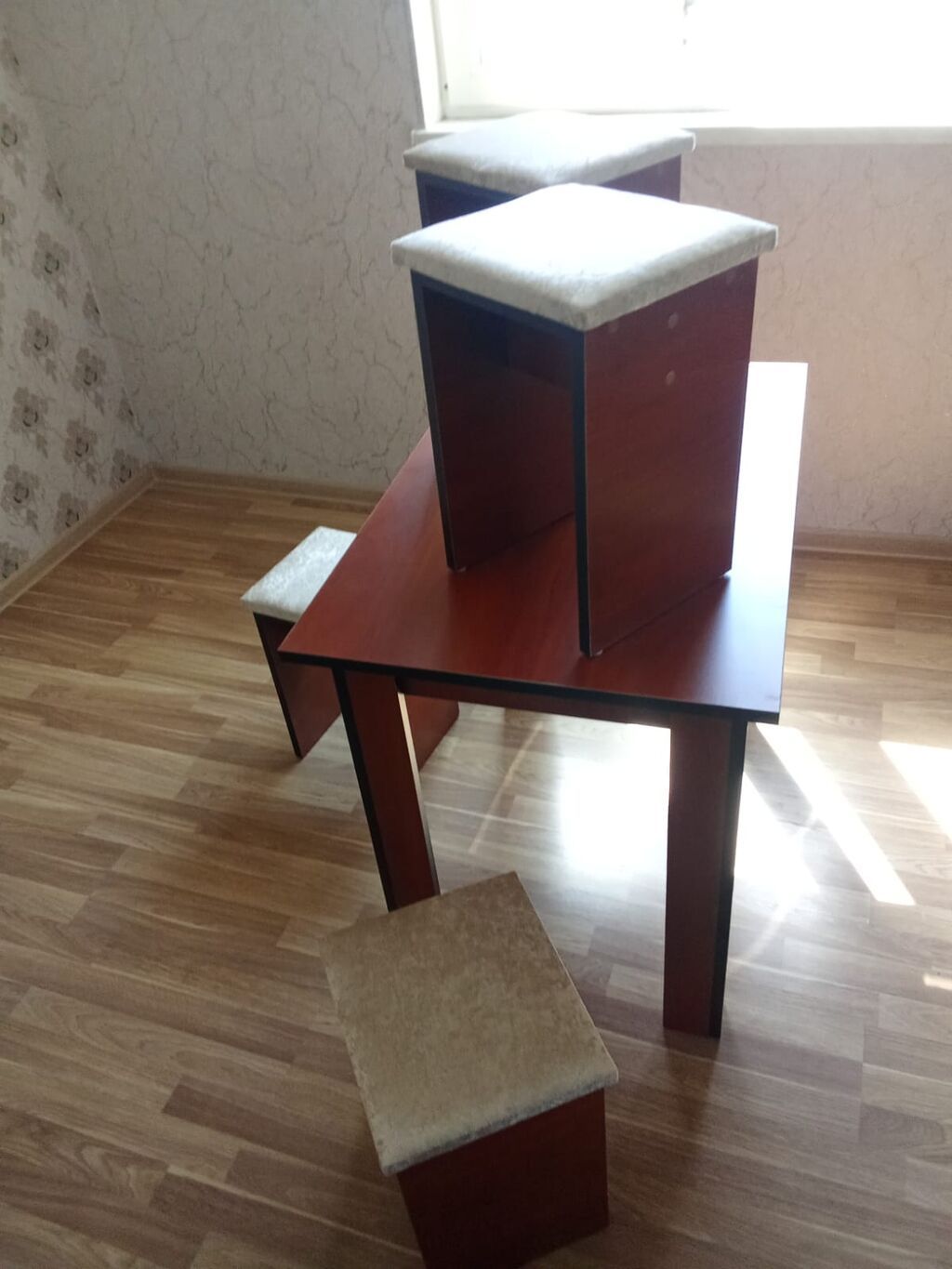 Mətbəx üçün, Yeni, Açılmayan, Dördbucaq masa, 4 stul — Masalar və stullar, Qobu (2)