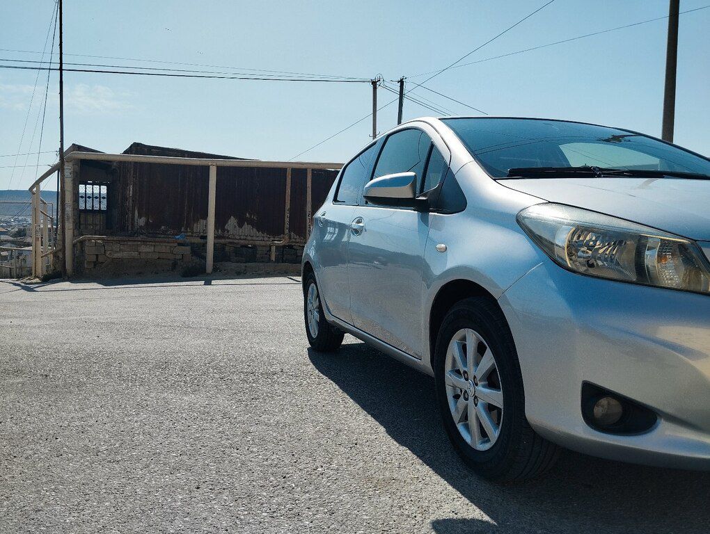 Toyota Yaris, 1.3 L, 2012 il, 405 000 km — Avtomobillər, Bakı (3)