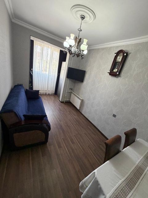 Satılır 2 otaqlı köhnə tikili 45 m² — Bakı