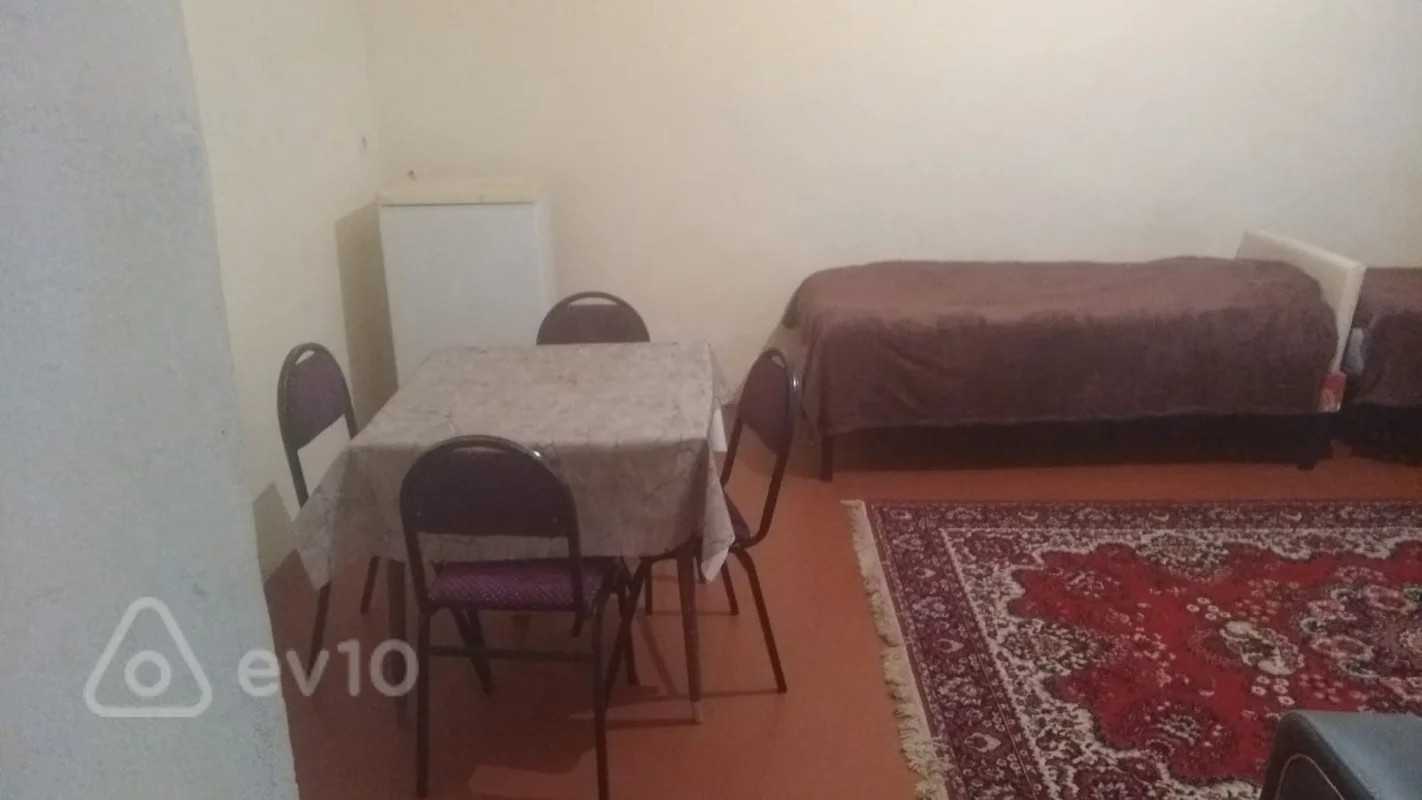 2 otaqlı həyət evi, 50 m², Bayıl — kirayə — Ev, villa, Bakı (9)