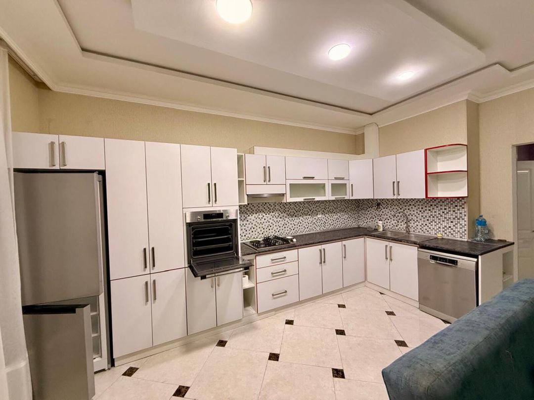 İcarəyə verilir 3 otaqlı yeni tikili 120 m² — Mənzil, Bakı (7)