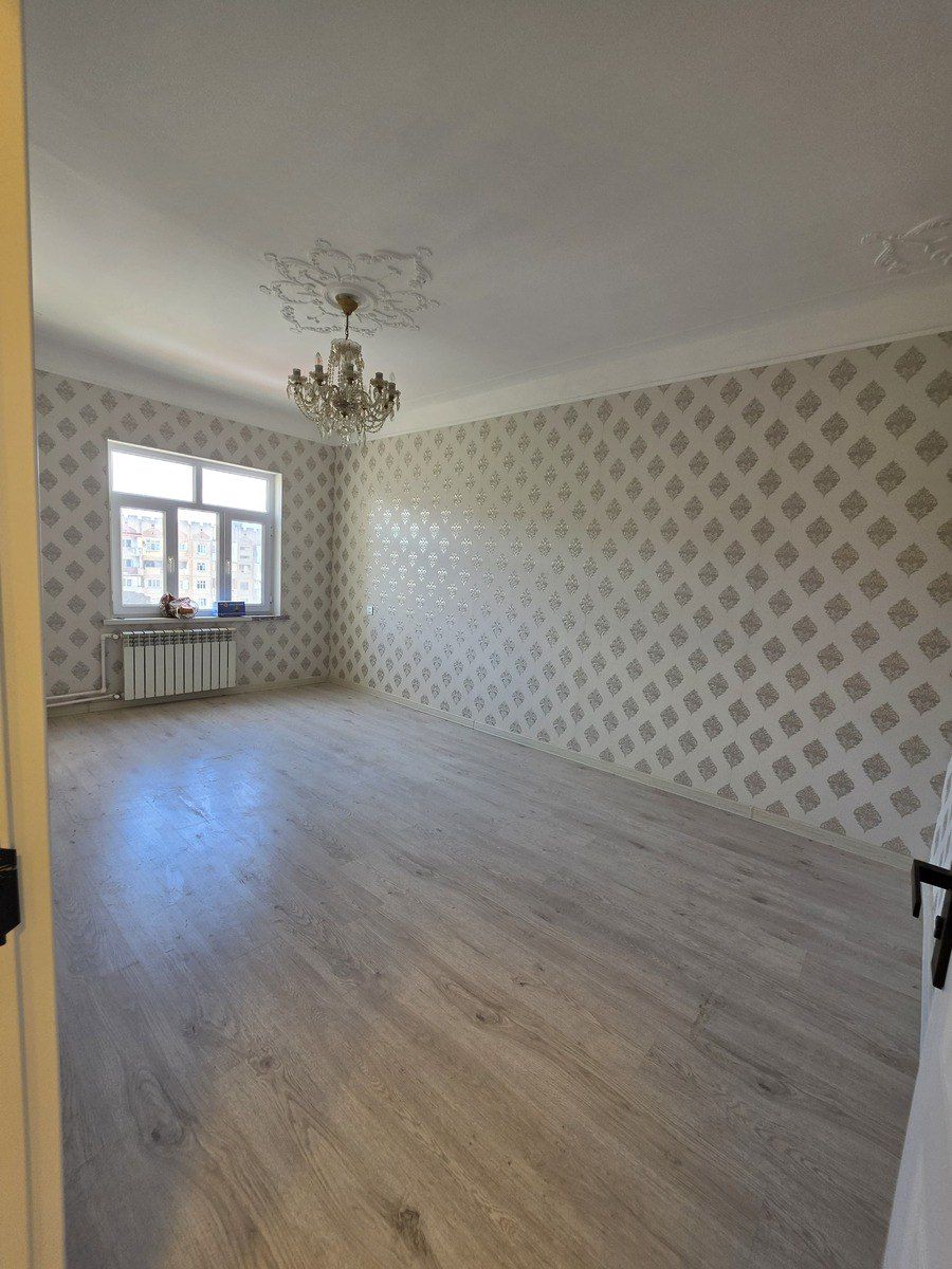 Satılır 2 otaqlı köhnə tikili 65 m² — Mənzil, Bakı