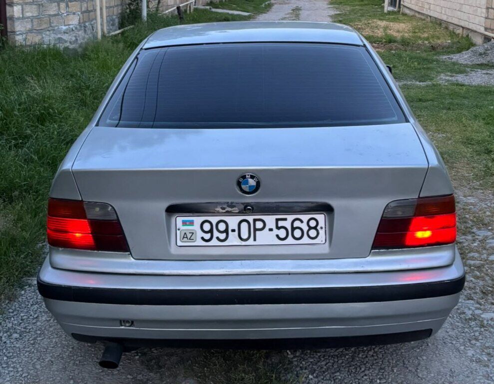 BMW 318, 1.8 L, 1992 il, 159 087 km 99-OP-568 — Avtomobillər, Şəki (3)