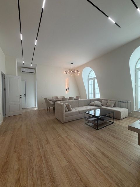 Satılır 3 otaqlı yeni tikili 108 m² — Bakı