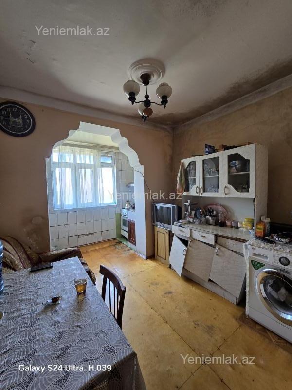 Satılır 3 otaqlı Bina evi menzil (Köhnə tikili), 75 m², 9-cu mikrorayon — Mənzil, Sumqayıt (10)