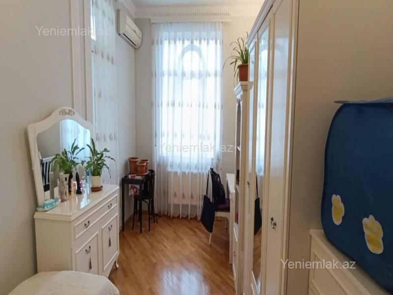 Satılır 4 otaqlı Bina evi menzil (Yeni tikili), 202 m², Yasamal rayonu — Mənzil, Bakı (2)