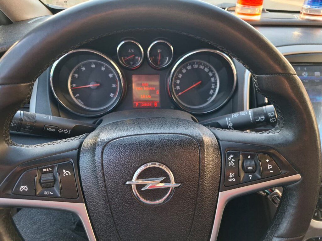 Opel Astra, 1.4 L, 2011 il, 287 000 km — Avtomobillər, Bakı (3)