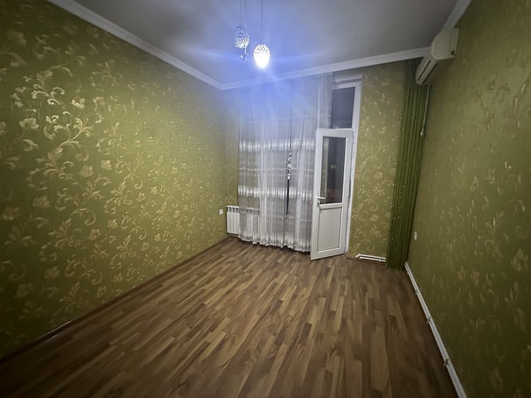 Satılır 2 otaqlı köhnə tikili 56 m² — Mənzil, Bakı (4)