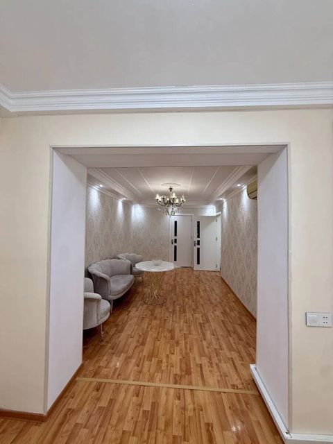 Satılır 2 otaqlı köhnə tikili 60 m² — Bakı