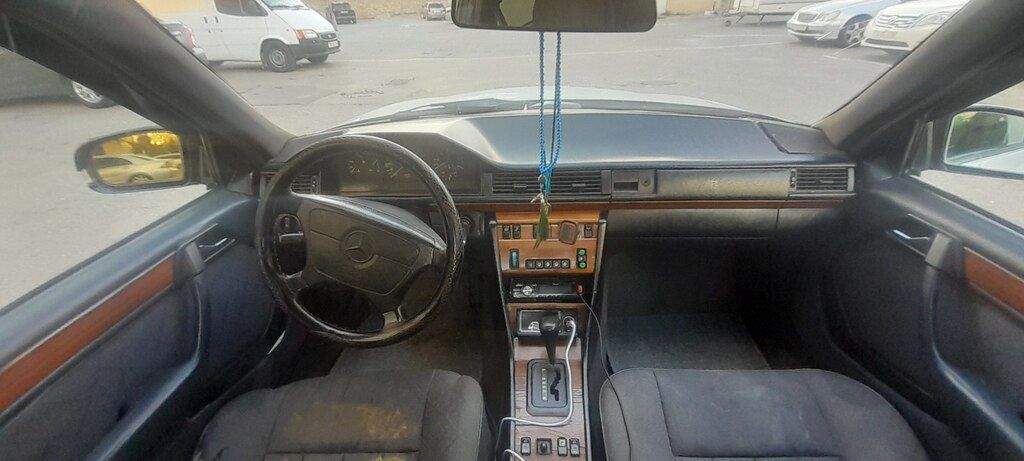 Mercedes E 300, 3.0 L, 1994 il, 325 000 km — Avtomobillər, Bakı (12)