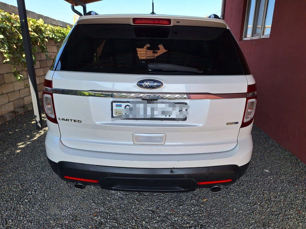 Ford Explorer, 3.5 L, 2014 il, 270 000 km — Avtomobillər, Lənkəran (5)