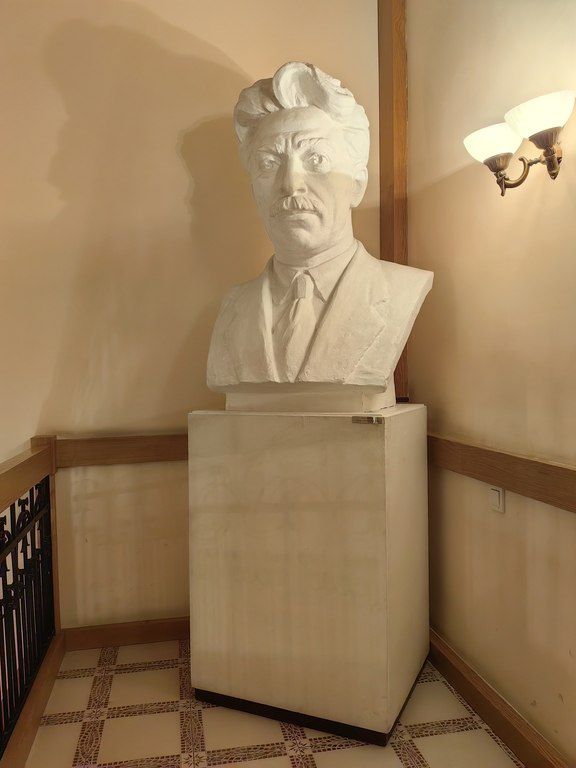 Satılır 4 otaqlı köhnə tikili 130 m² — Mənzil, Bakı (8)