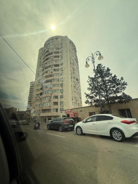 Satılır 3 otaqlı yeni tikili 85 m² — Bakı