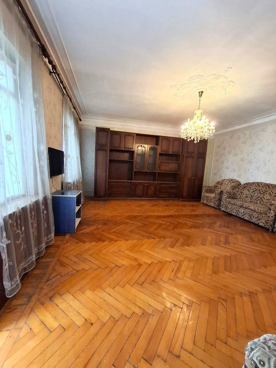 Satılır 4 otaqlı köhnə tikili 80 m² — Mənzil, Bakı (2)