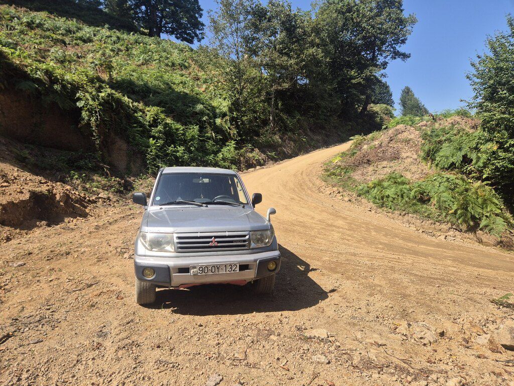 Mitsubishi Pajero io, 1.8 L, 1999 il, 307 000 km 90-OY-132 — Avtomobillər, Lənkəran (4)