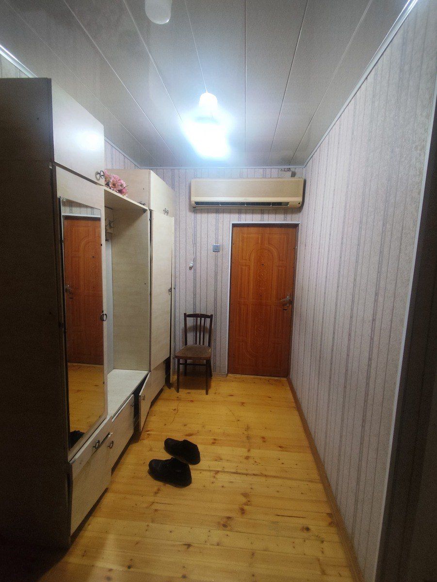 İcarəyə verilir 3 otaqlı köhnə tikili 90 m² — Mənzil, Bakı (7)