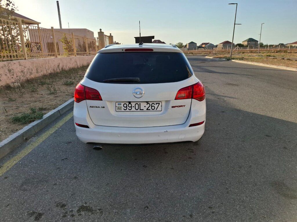 Opel Astra, 1.4 L, 2011 il, 287 000 km — Avtomobillər, Bakı (6)